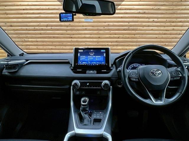 RAV4G 内装他