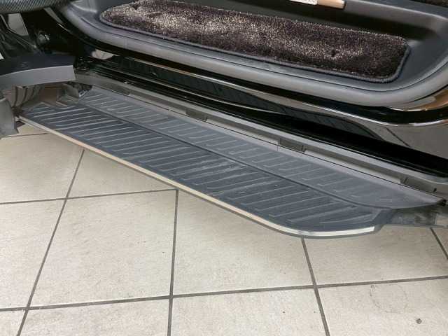 トヨタ ヴェルファイアハイブリッドの画像8