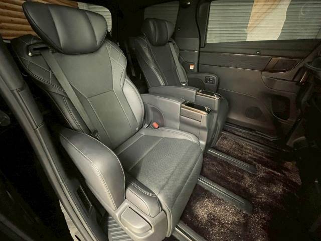 トヨタ ヴェルファイアハイブリッドの画像10