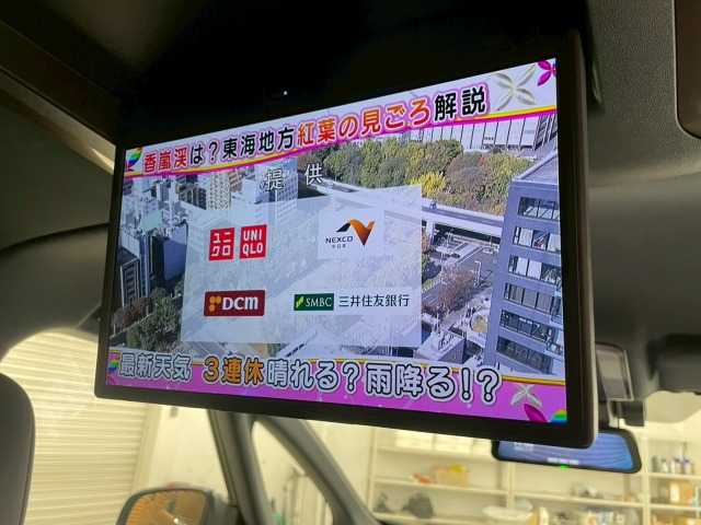 トヨタ ヴェルファイアハイブリッドの画像11