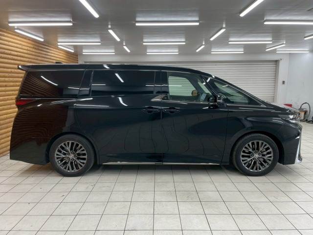 トヨタ ヴェルファイアハイブリッドの画像18