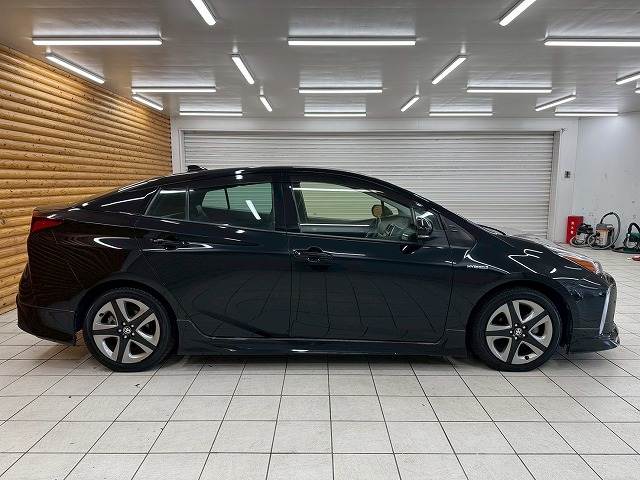 トヨタ プリウスの画像18