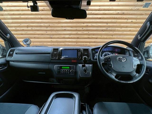 トヨタ ハイエースバンロングボディの画像3