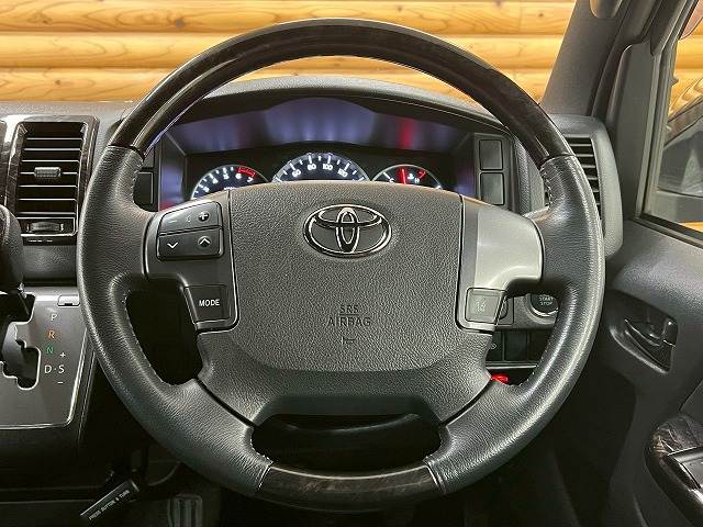 トヨタ ハイエースバンロングボディの画像14