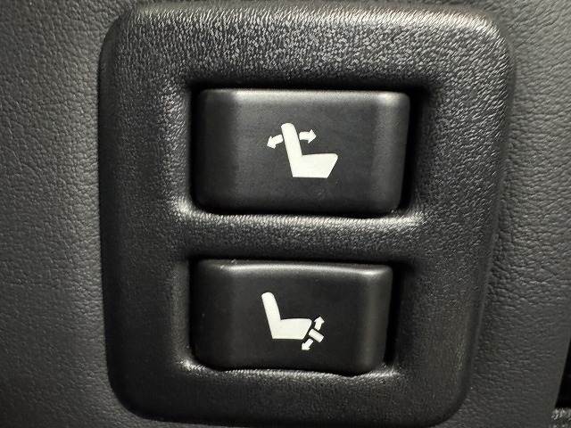 トヨタ アルファードの画像9