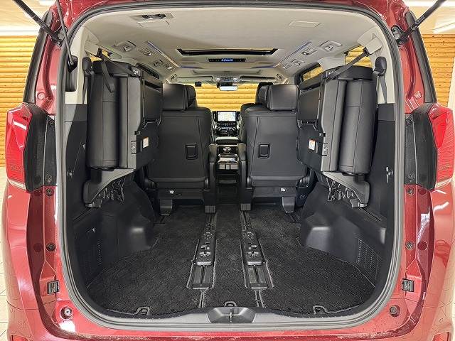 トヨタ アルファードの画像20