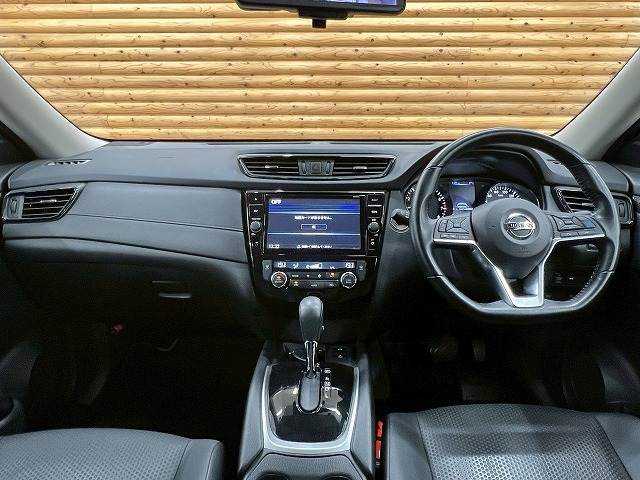 エクストレイル20Xi HYBRID 内装他