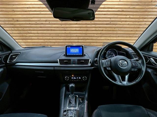 マツダ アクセラスポーツの画像3