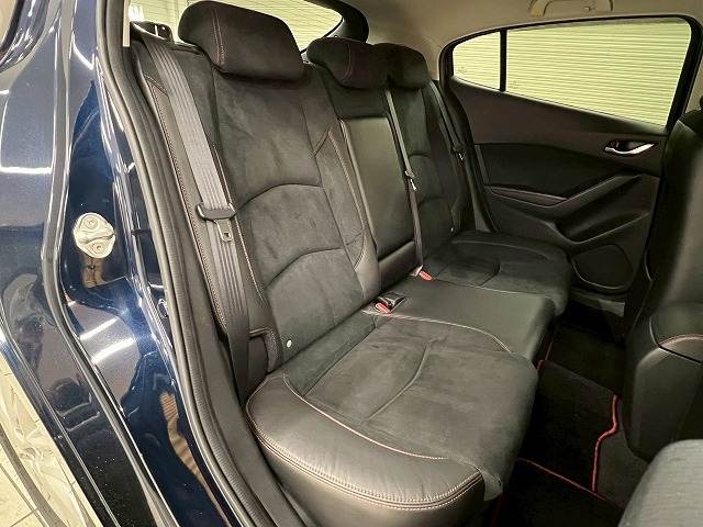 マツダ アクセラスポーツの画像9