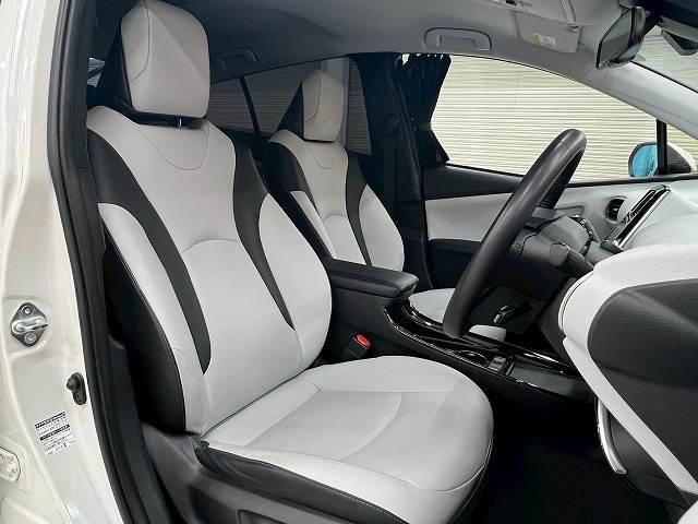 トヨタ プリウスの画像9