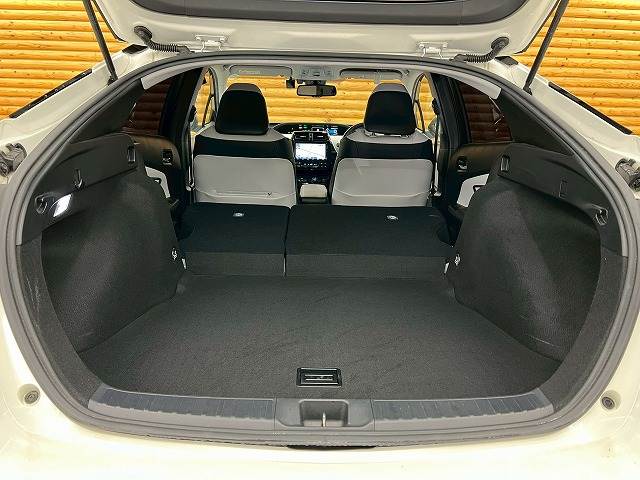 トヨタ プリウスの画像20