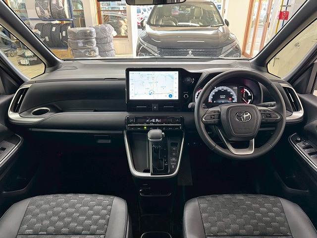 ヴォクシーS-Z 内装他