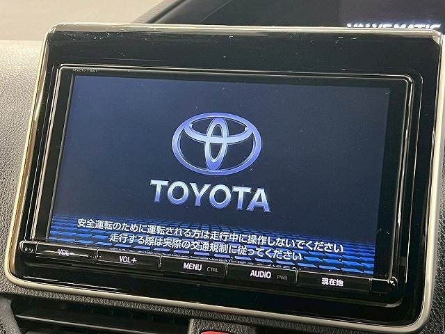 トヨタ ヴォクシーの画像4