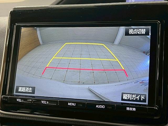 トヨタ ヴォクシーの画像5