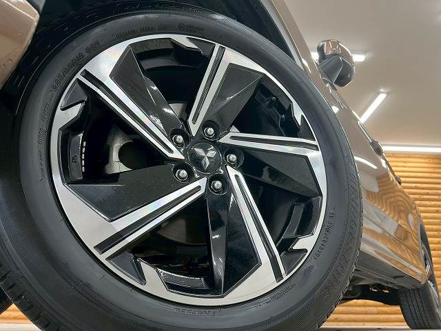 三菱 エクリプスクロスPHEVの画像16