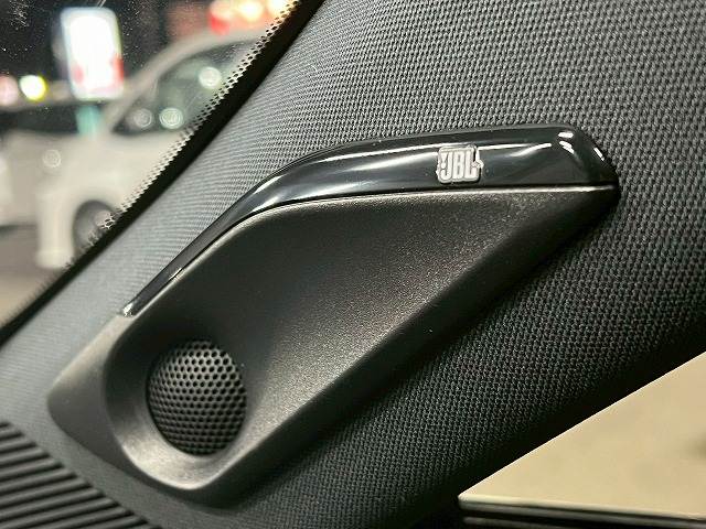 トヨタ ハリアーハイブリッドの画像16