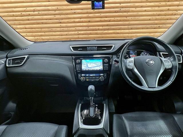 エクストレイル20Xtt エマージェンシーブレーキ パッケージ 内装他