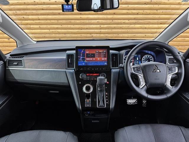 三菱&nbsp;デリカD5の画像3