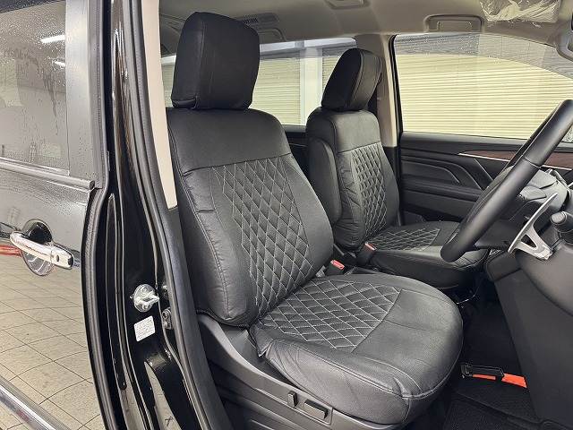 三菱&nbsp;デリカD5の画像8