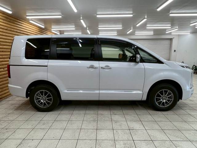 三菱&nbsp;デリカD5の画像18