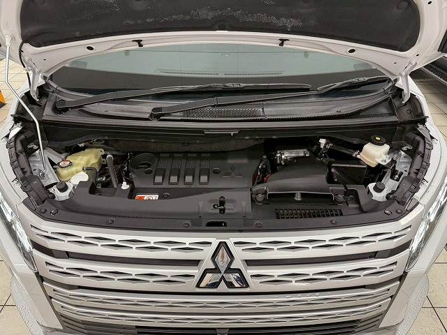 三菱&nbsp;デリカD5の画像16