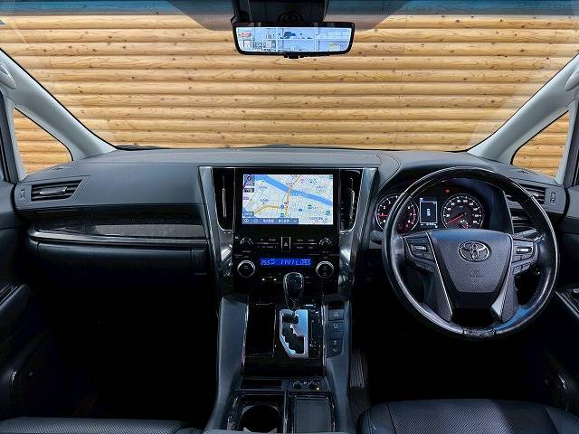 ヴェルファイアZ“G エディション” 内装他