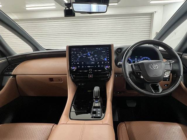 トヨタ ヴェルファイアハイブリッドの画像3