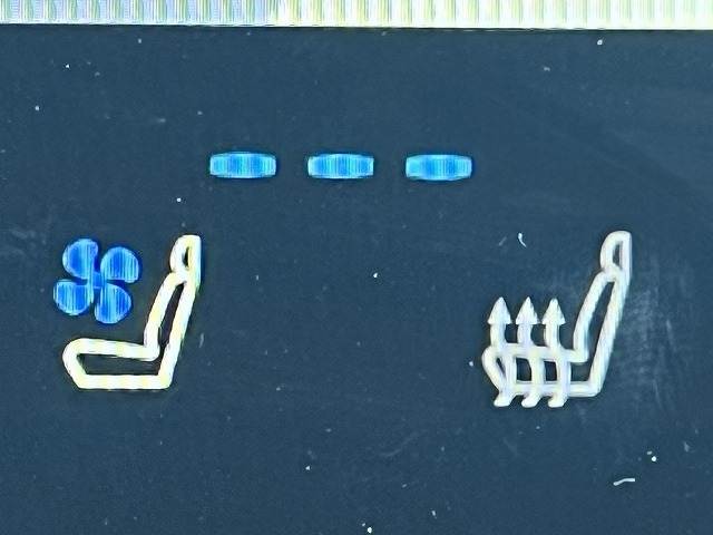 トヨタ ヴェルファイアハイブリッドの画像7