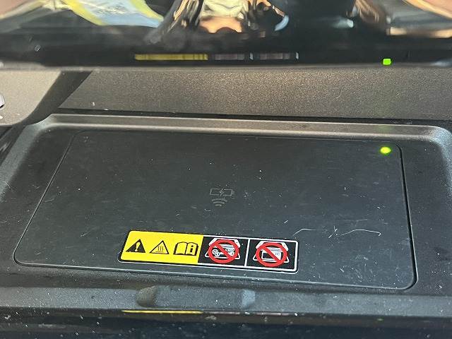 トヨタ ヴェルファイアハイブリッドの画像12