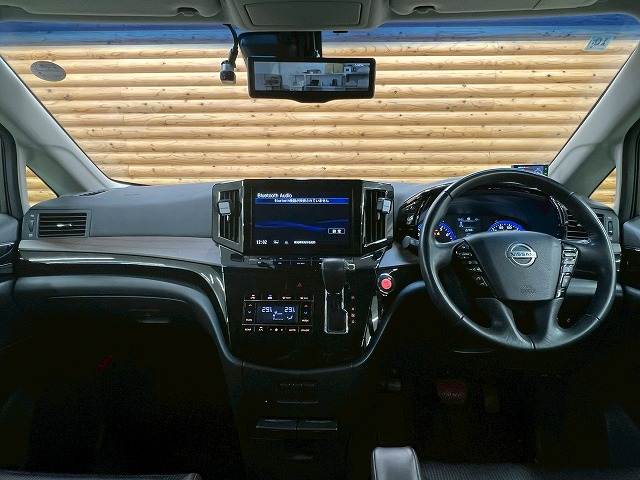 日産&nbsp;エルグランドの画像3