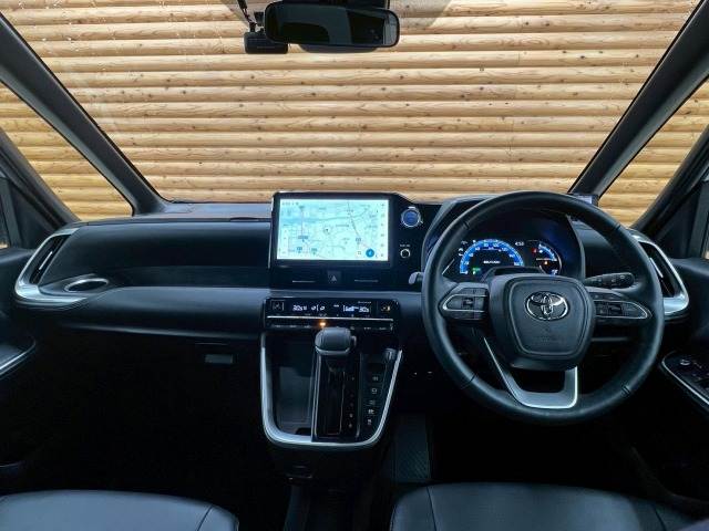 ノアハイブリッドS-Z 内装他