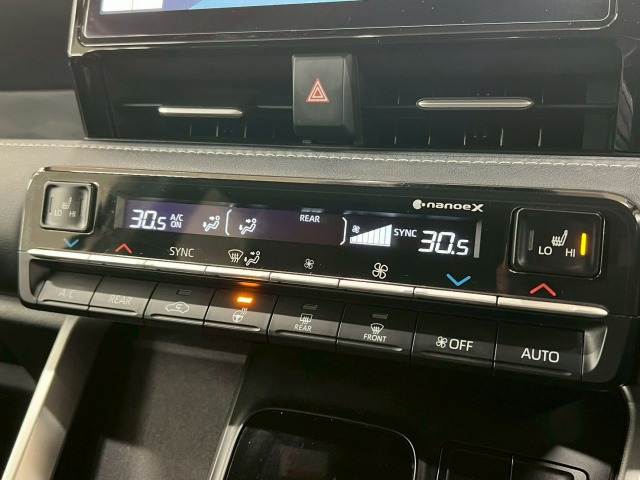 トヨタ&nbsp;ノアハイブリッドの画像14