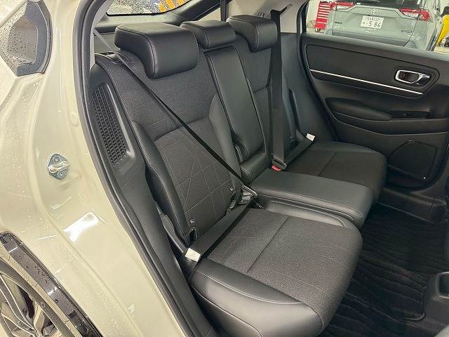 ホンダ&nbsp;ヴェゼルハイブリッドの画像9