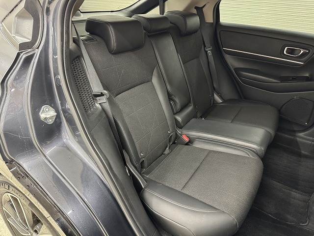 ホンダ&nbsp;ヴェゼルハイブリッドの画像9