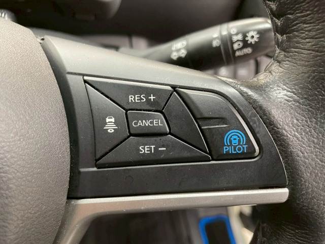 セレナe-POWER ハイウェイスター 内装他