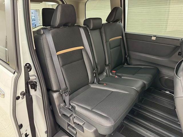 日産&nbsp;セレナの画像9