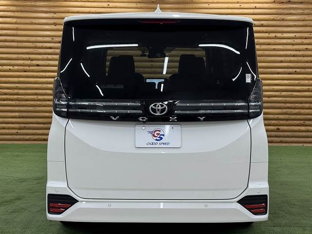 トヨタ&nbsp;ヴォクシーの画像14