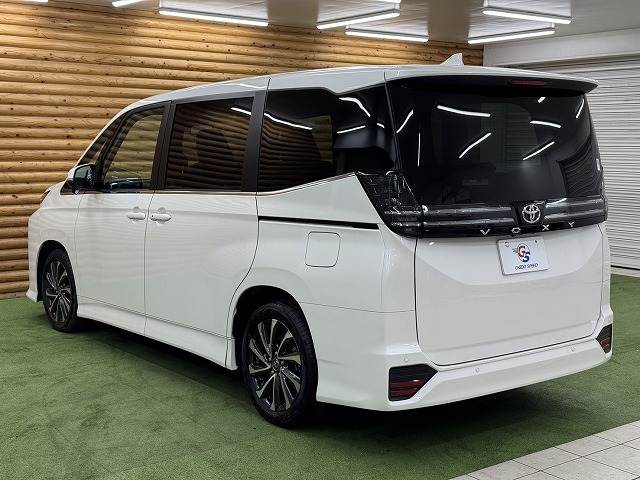 トヨタ&nbsp;ヴォクシーの画像17