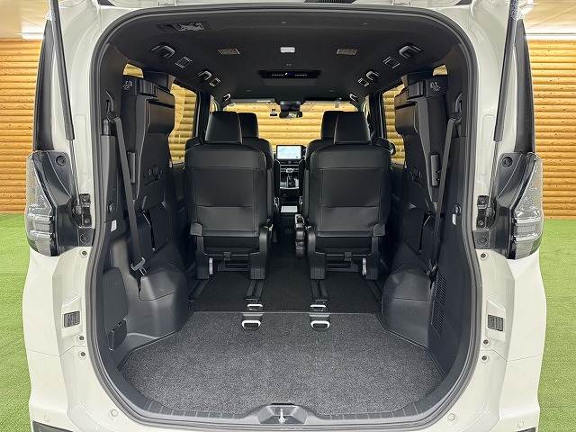 トヨタ&nbsp;ヴォクシーの画像18