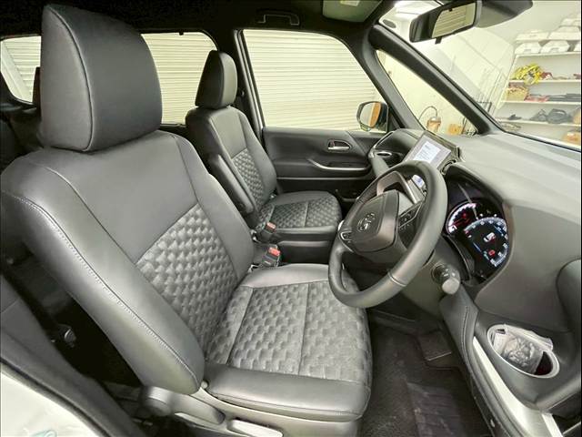 トヨタ ヴォクシーの画像6