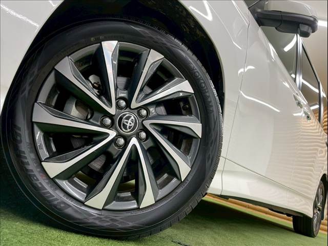 トヨタ ヴォクシーの画像20