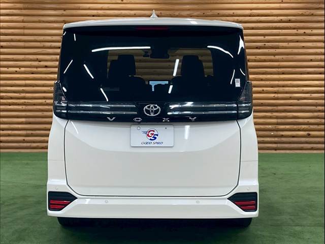 トヨタ&nbsp;ヴォクシーの画像14