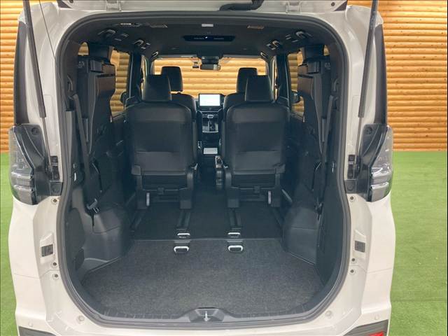 トヨタ&nbsp;ヴォクシーの画像18