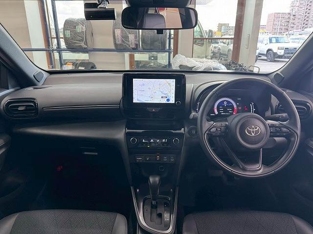 ヤリスクロスZ 内装他