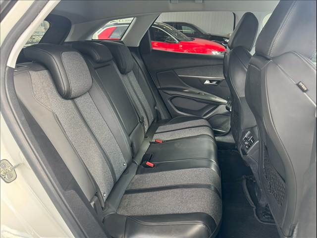 プジョー 3008の画像6