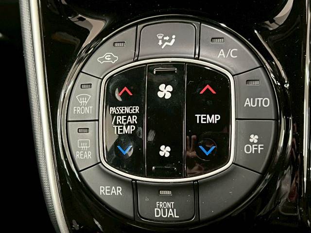 トヨタ&nbsp;ヴォクシーの画像14