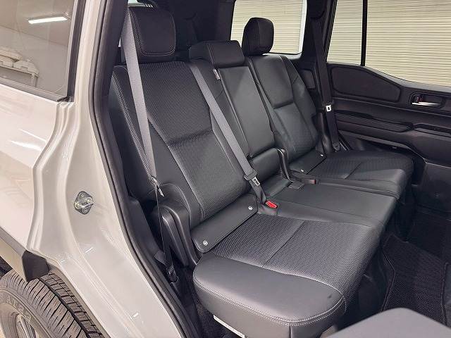 トヨタ&nbsp;ランドクルーザー250の画像9