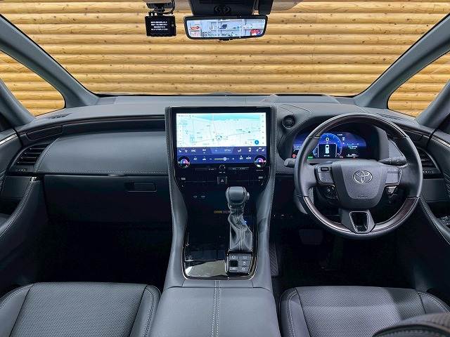 トヨタ&nbsp;アルファードハイブリッドの画像3