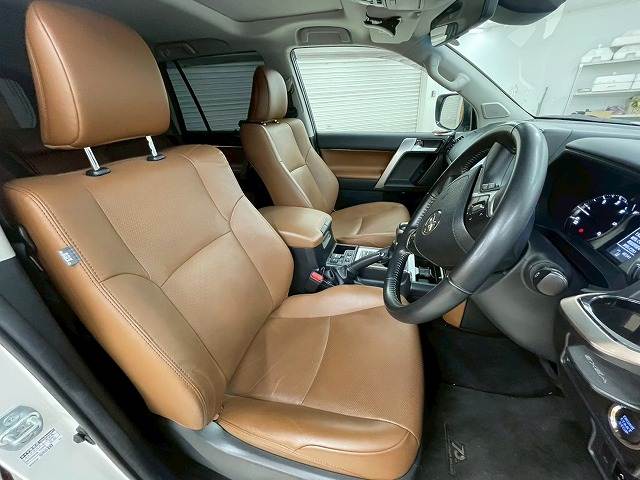 トヨタ&nbsp;ランドクルーザープラドの画像6