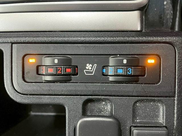 トヨタ&nbsp;ランドクルーザープラドの画像9